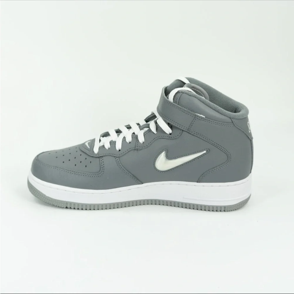 Nike air force 1 mid jewel QS ‘NYC - cool grey’ DH5622-001 2021 size 9.5 - Picture 3 of 8